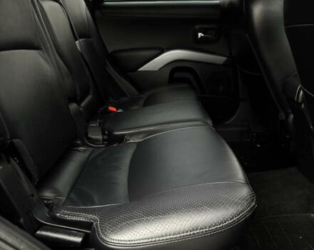 Чорний Міцубісі Аутлендер, об'ємом двигуна 2.2 л та пробігом 236 тис. км за 11399 $, фото 64 на Automoto.ua