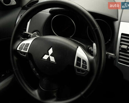 Чорний Міцубісі Аутлендер, об'ємом двигуна 2.2 л та пробігом 236 тис. км за 11399 $, фото 40 на Automoto.ua