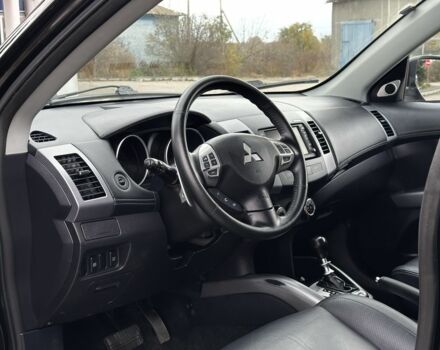 Черный Мицубиси Аутлендер, объемом двигателя 2.2 л и пробегом 237 тыс. км за 11450 $, фото 10 на Automoto.ua