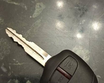 Черный Мицубиси Аутлендер, объемом двигателя 2 л и пробегом 196 тыс. км за 9900 $, фото 11 на Automoto.ua