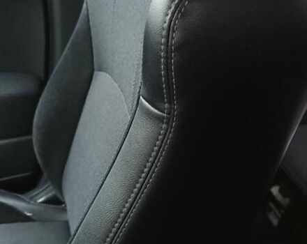 Черный Мицубиси Аутлендер, объемом двигателя 2 л и пробегом 196 тыс. км за 9900 $, фото 14 на Automoto.ua