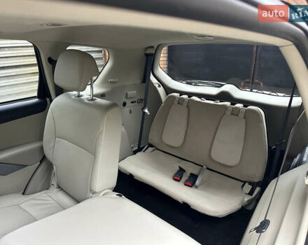 Чорний Міцубісі Аутлендер, об'ємом двигуна 2.2 л та пробігом 216 тис. км за 12000 $, фото 21 на Automoto.ua