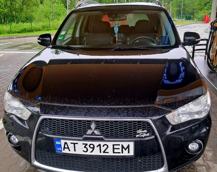 Мицубиси Аутлендер 2011 в Ивано-Франковске на Automoto.ua Черный Мицубиси Аутлендер, объемом двигателя 2.2 л и пробегом 192 тыс. км за 11000 $, фото 8 на Automoto.ua