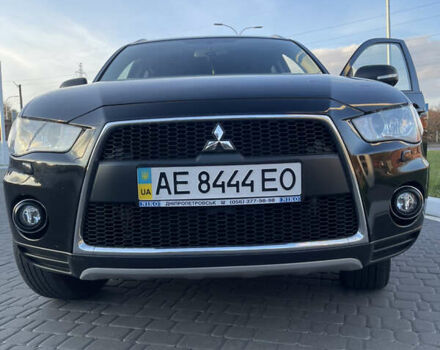 Чорний Міцубісі Аутлендер, об'ємом двигуна 2.4 л та пробігом 93 тис. км за 12500 $, фото 3 на Automoto.ua