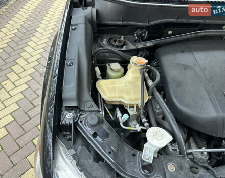 Чорний Міцубісі Аутлендер, об'ємом двигуна 2.2 л та пробігом 216 тис. км за 12000 $, фото 26 на Automoto.ua