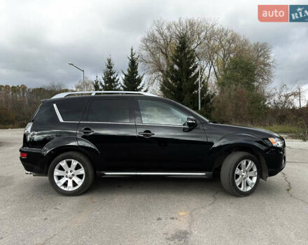 Чорний Міцубісі Аутлендер, об'ємом двигуна 2.2 л та пробігом 236 тис. км за 11399 $, фото 4 на Automoto.ua