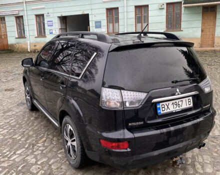 Черный Мицубиси Аутлендер, объемом двигателя 2.27 л и пробегом 233 тыс. км за 10500 $, фото 8 на Automoto.ua