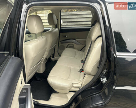 Чорний Міцубісі Аутлендер, об'ємом двигуна 2.2 л та пробігом 216 тис. км за 12000 $, фото 17 на Automoto.ua