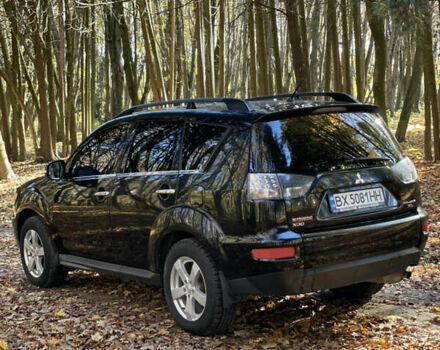 Міцубісі Аутлендер 2011 у Хмельницькому на Automoto.ua Чорний Міцубісі Аутлендер, об'ємом двигуна 2 л та пробігом 196 тис. км за 9500 $, фото 3 на Automoto.ua