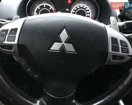 Чорний Міцубісі Аутлендер, об'ємом двигуна 2.18 л та пробігом 295 тис. км за 10900 $, фото 14 на Automoto.ua