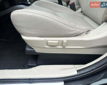 Чорний Міцубісі Аутлендер, об'ємом двигуна 2.2 л та пробігом 216 тис. км за 12000 $, фото 22 на Automoto.ua