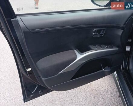 Чорний Міцубісі Аутлендер, об'ємом двигуна 2.2 л та пробігом 238 тис. км за 10100 $, фото 12 на Automoto.ua