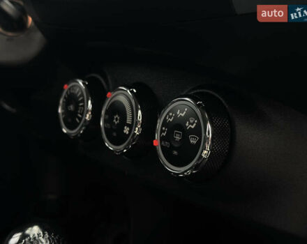 Чорний Міцубісі Аутлендер, об'ємом двигуна 2.2 л та пробігом 236 тис. км за 11399 $, фото 51 на Automoto.ua