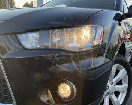 Чорний Міцубісі Аутлендер, об'ємом двигуна 2.4 л та пробігом 93 тис. км за 12500 $, фото 8 на Automoto.ua