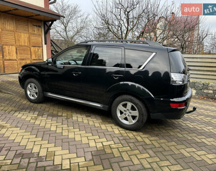 Чорний Міцубісі Аутлендер, об'ємом двигуна 2.2 л та пробігом 216 тис. км за 12000 $, фото 7 на Automoto.ua