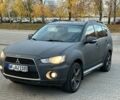 Чорний Міцубісі Аутлендер, об'ємом двигуна 2 л та пробігом 250 тис. км за 4450 $, фото 1 на Automoto.ua