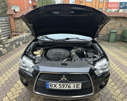 Чорний Міцубісі Аутлендер, об'ємом двигуна 2.2 л та пробігом 216 тис. км за 12000 $, фото 24 на Automoto.ua