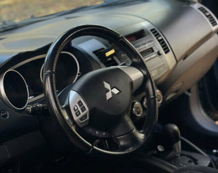 Міцубісі Аутлендер 2011 у Хмельницькому на Automoto.ua Чорний Міцубісі Аутлендер, об'ємом двигуна 2 л та пробігом 196 тис. км за 9500 $, фото 18 на Automoto.ua