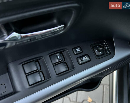 Чорний Міцубісі Аутлендер, об'ємом двигуна 2.3 л та пробігом 124 тис. км за 11999 $, фото 74 на Automoto.ua