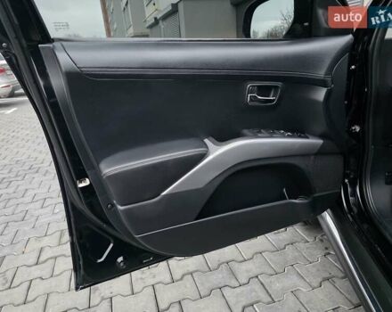 Черный Мицубиси Аутлендер, объемом двигателя 2.2 л и пробегом 188 тыс. км за 10999 $, фото 52 на Automoto.ua