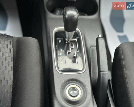 Чорний Міцубісі Аутлендер, об'ємом двигуна 2.2 л та пробігом 176 тис. км за 13500 $, фото 18 на Automoto.ua