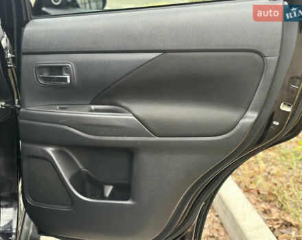 Чорний Міцубісі Аутлендер, об'ємом двигуна 2.2 л та пробігом 176 тис. км за 13500 $, фото 29 на Automoto.ua
