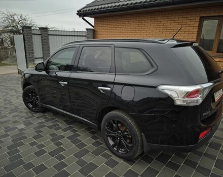 Черный Мицубиси Аутлендер, объемом двигателя 2.4 л и пробегом 211 тыс. км за 12590 $, фото 9 на Automoto.ua