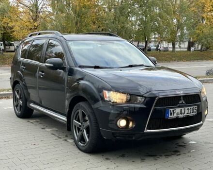Черный Мицубиси Аутлендер, объемом двигателя 2 л и пробегом 250 тыс. км за 4850 $, фото 6 на Automoto.ua