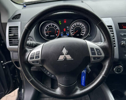 Чорний Міцубісі Аутлендер, об'ємом двигуна 2.36 л та пробігом 96 тис. км за 11700 $, фото 17 на Automoto.ua