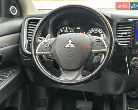 Чорний Міцубісі Аутлендер, об'ємом двигуна 2.2 л та пробігом 176 тис. км за 13500 $, фото 25 на Automoto.ua