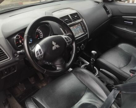 Міцубісі Аутлендер 2012 у Костополе на Automoto.ua Чорний Міцубісі Аутлендер, об'ємом двигуна 1.8 л та пробігом 248 тис. км за 10500 $, фото 6 на Automoto.ua
