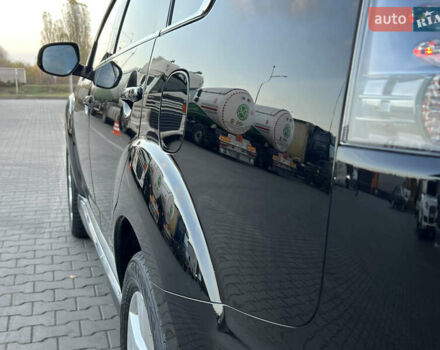 Чорний Міцубісі Аутлендер, об'ємом двигуна 2.3 л та пробігом 124 тис. км за 11999 $, фото 19 на Automoto.ua