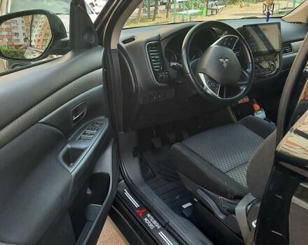 Черный Мицубиси Аутлендер, объемом двигателя 2.27 л и пробегом 256 тыс. км за 13600 $, фото 11 на Automoto.ua