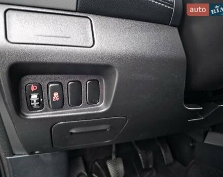 Черный Мицубиси Аутлендер, объемом двигателя 2.2 л и пробегом 188 тыс. км за 10999 $, фото 64 на Automoto.ua