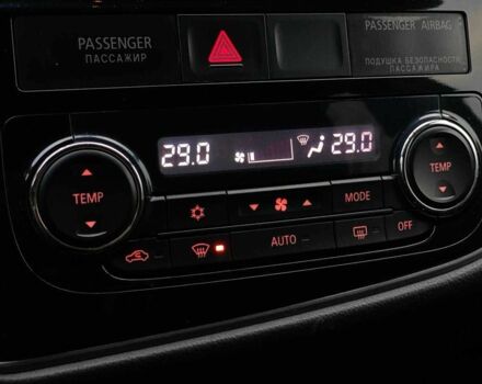 Черный Мицубиси Аутлендер, объемом двигателя 2.4 л и пробегом 212 тыс. км за 12990 $, фото 18 на Automoto.ua