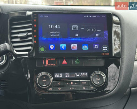 Чорний Міцубісі Аутлендер, об'ємом двигуна 2.2 л та пробігом 176 тис. км за 13500 $, фото 15 на Automoto.ua