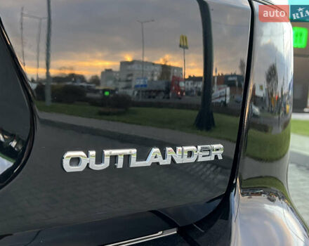 Чорний Міцубісі Аутлендер, об'ємом двигуна 2.3 л та пробігом 124 тис. км за 11999 $, фото 13 на Automoto.ua