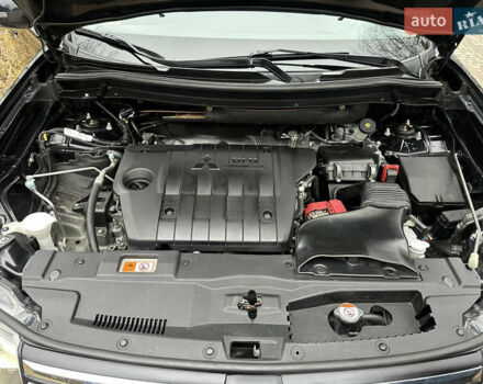 Чорний Міцубісі Аутлендер, об'ємом двигуна 2.2 л та пробігом 176 тис. км за 13500 $, фото 35 на Automoto.ua