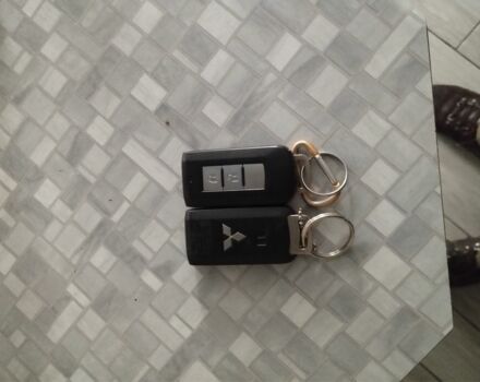 Міцубісі Аутлендер 2012 у Костополе на Automoto.ua Чорний Міцубісі Аутлендер, об'ємом двигуна 1.8 л та пробігом 248 тис. км за 10500 $, фото 14 на Automoto.ua