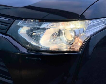 Черный Мицубиси Аутлендер, объемом двигателя 2.4 л и пробегом 212 тыс. км за 12990 $, фото 10 на Automoto.ua