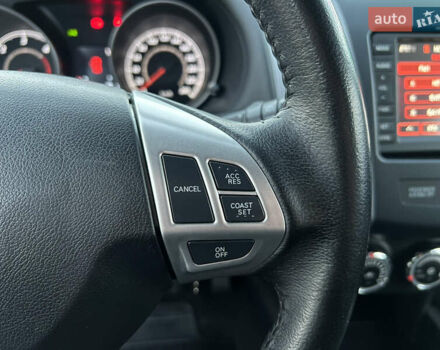 Чорний Міцубісі Аутлендер, об'ємом двигуна 2.3 л та пробігом 124 тис. км за 11999 $, фото 45 на Automoto.ua