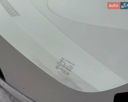 Черный Мицубиси Аутлендер, объемом двигателя 2.2 л и пробегом 215 тыс. км за 11450 $, фото 13 на Automoto.ua