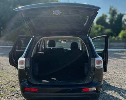 Чорний Міцубісі Аутлендер, об'ємом двигуна 2.27 л та пробігом 250 тис. км за 12200 $, фото 12 на Automoto.ua