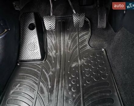 Черный Мицубиси Аутлендер, объемом двигателя 2.2 л и пробегом 188 тыс. км за 10999 $, фото 65 на Automoto.ua