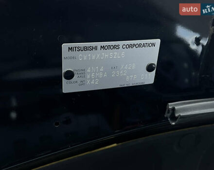 Чорний Міцубісі Аутлендер, об'ємом двигуна 2.3 л та пробігом 124 тис. км за 11999 $, фото 101 на Automoto.ua