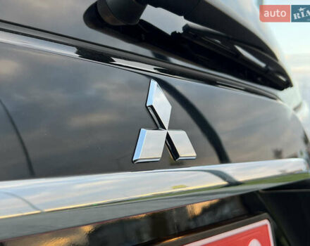 Чорний Міцубісі Аутлендер, об'ємом двигуна 2.3 л та пробігом 124 тис. км за 11999 $, фото 15 на Automoto.ua