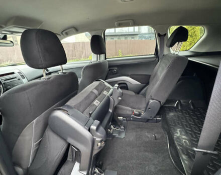 Чорний Міцубісі Аутлендер, об'ємом двигуна 2.36 л та пробігом 96 тис. км за 11700 $, фото 26 на Automoto.ua