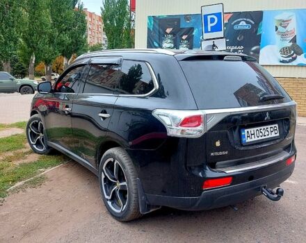 Чорний Міцубісі Аутлендер, об'ємом двигуна 2.3 л та пробігом 140 тис. км за 1750 $, фото 3 на Automoto.ua