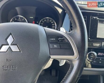 Черный Мицубиси Аутлендер, объемом двигателя 2 л и пробегом 270 тыс. км за 11400 $, фото 25 на Automoto.ua