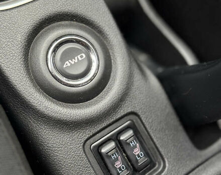 Міцубісі Аутлендер 2013 у Броварах на Automoto.ua Чорний Міцубісі Аутлендер, об'ємом двигуна 2.36 л та пробігом 168 тис. км за 11700 $, фото 14 на Automoto.ua